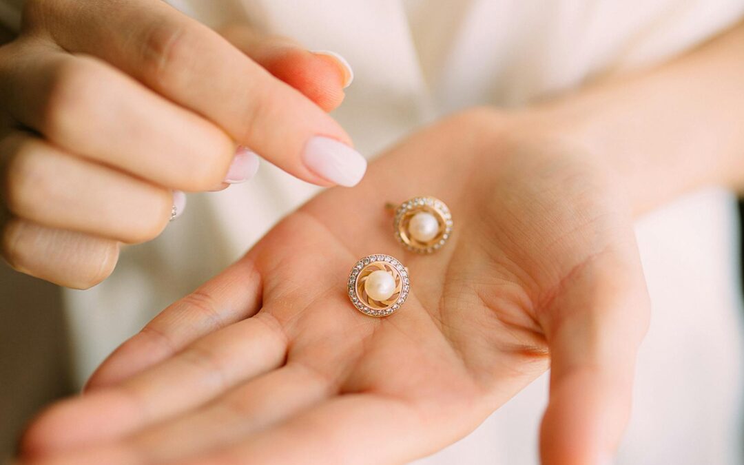 Gold vs Silver Jewellery – Which One Should You Choose?